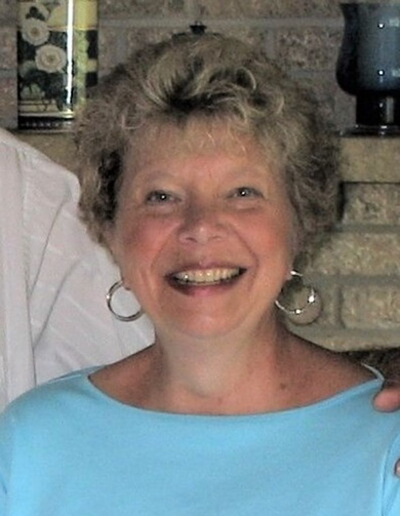 Carol Elvira Rueckert Profile Photo