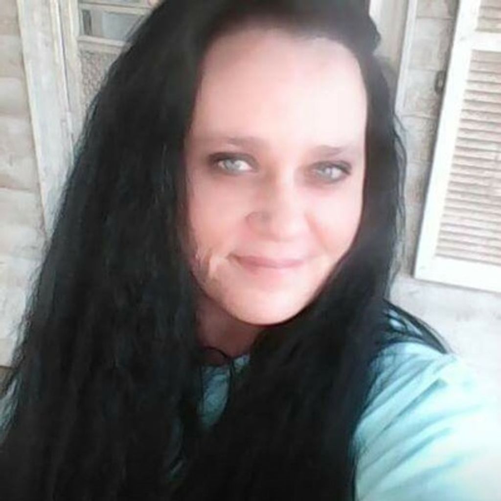 Christy Lynette Smith Profile Photo