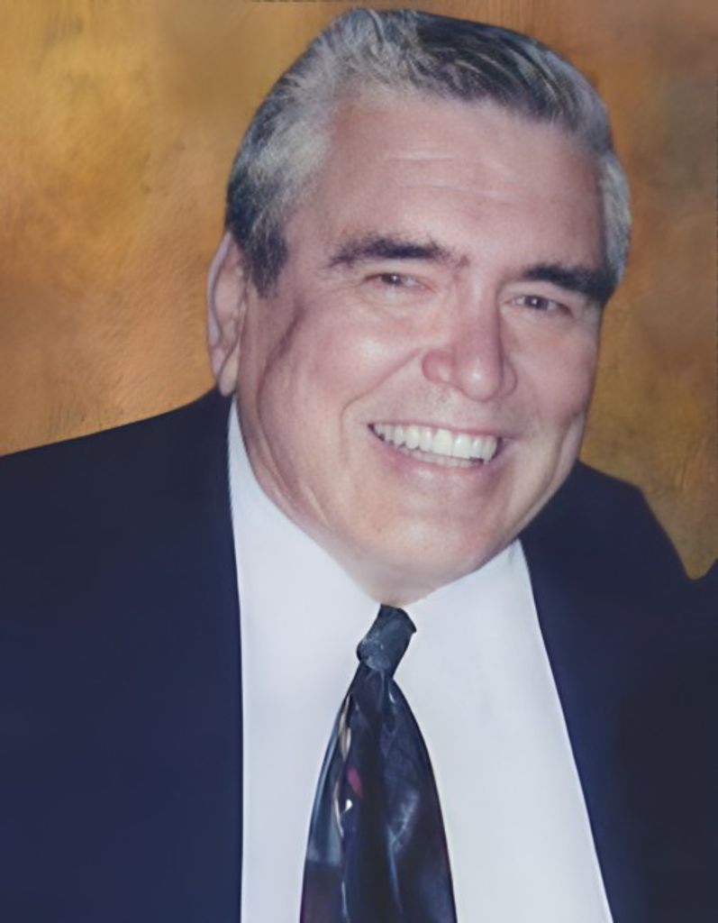 Mike Ramiro Garza Profile Photo