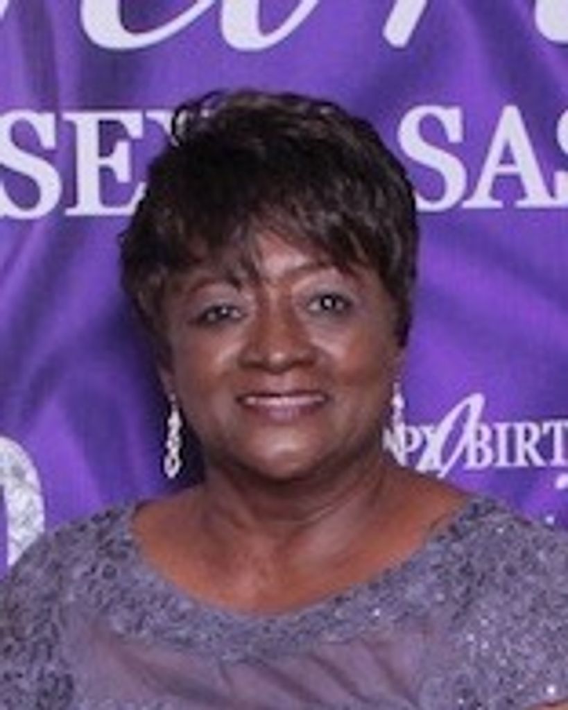 Gloria Dixon Profile Photo