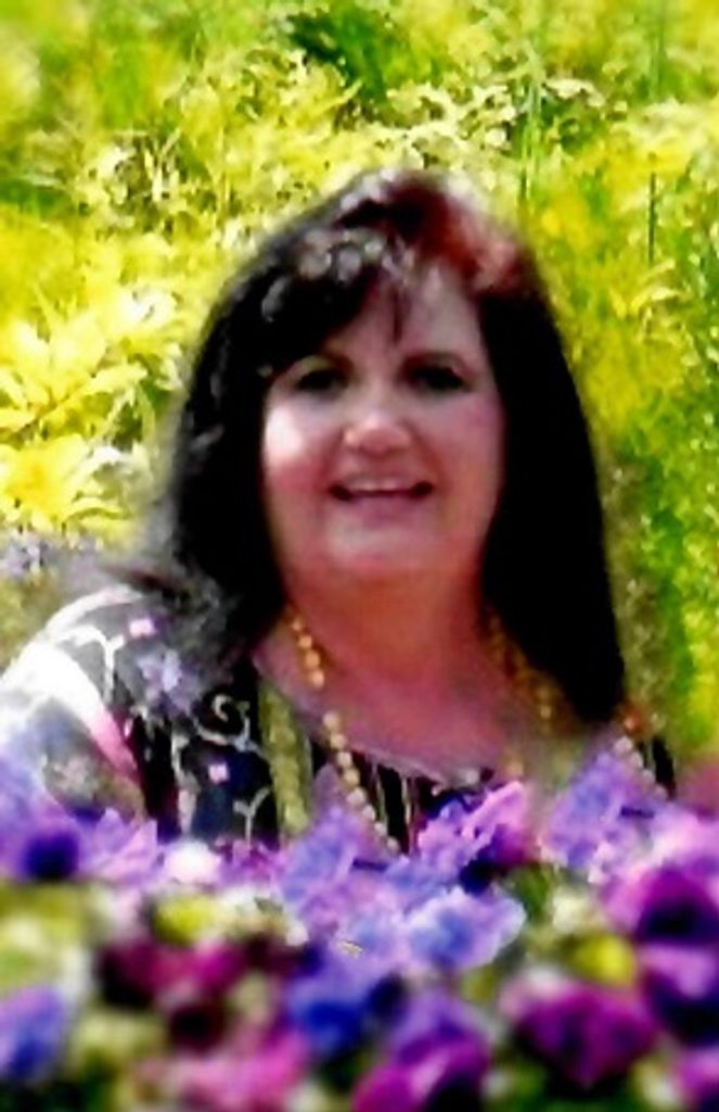 Dolores Karadimos