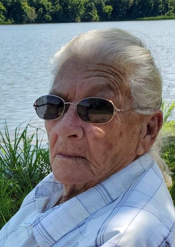 Beverly (Crawford) Hensley
