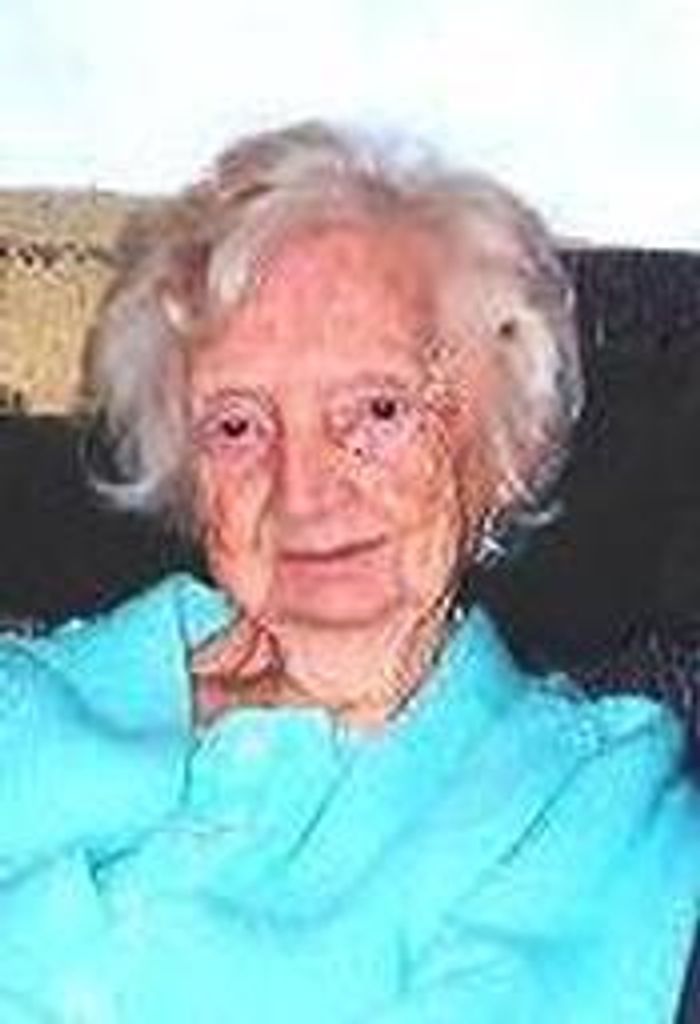 Charlotte West Profile Photo