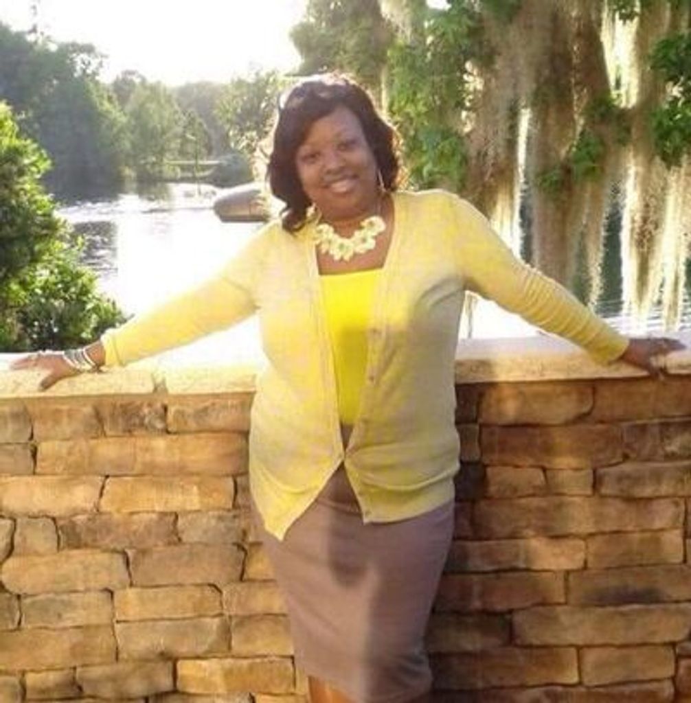 Lazondia Kemp Elmore Profile Photo