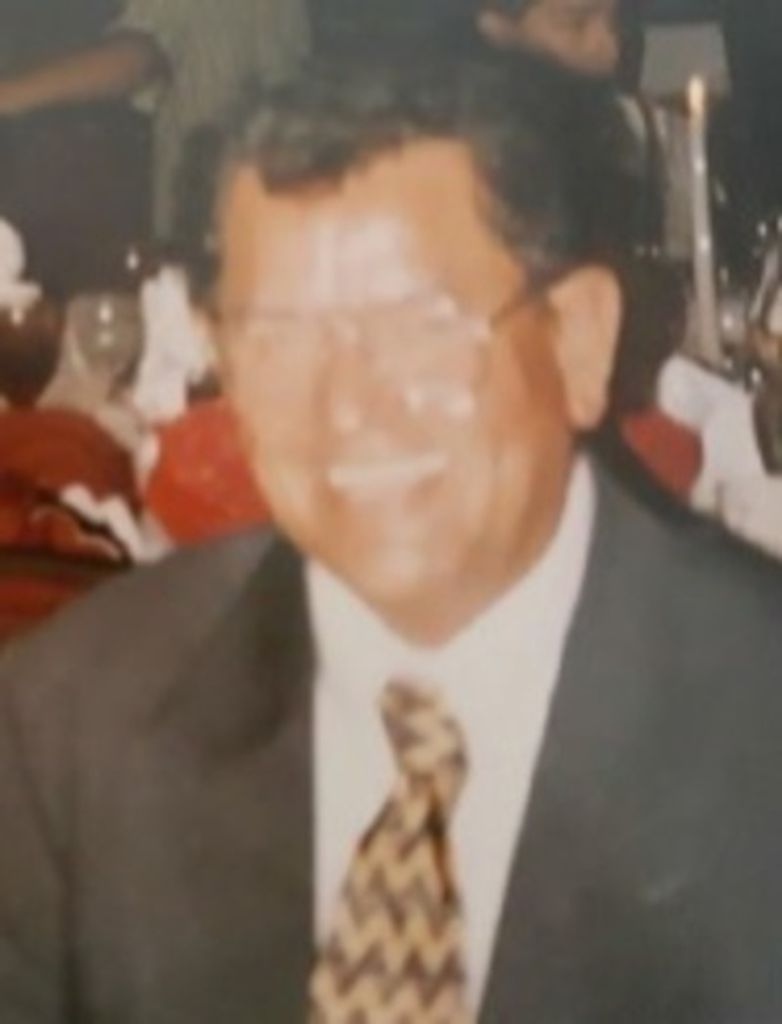 Maxsimio Osegueda Profile Photo