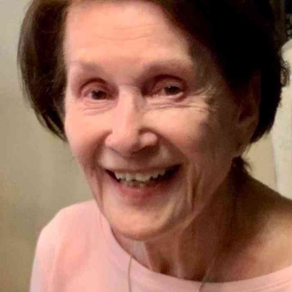 Estella Hodes Aletter Profile Photo