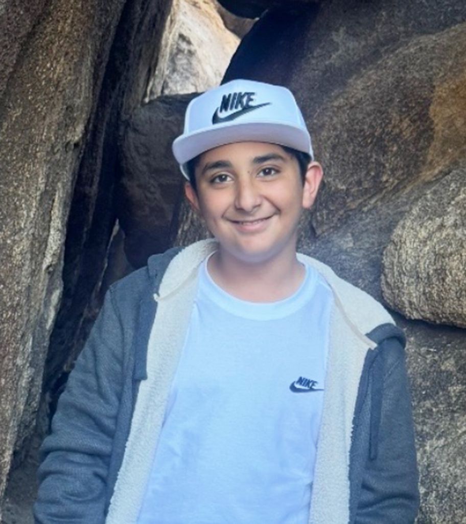 Jonathan Ares Mandegari-Kazemi Profile Photo