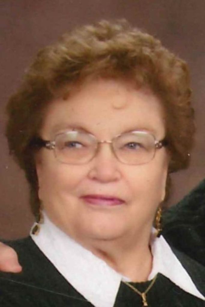 Evelyn Patricia (Pat) Campbell Profile Photo