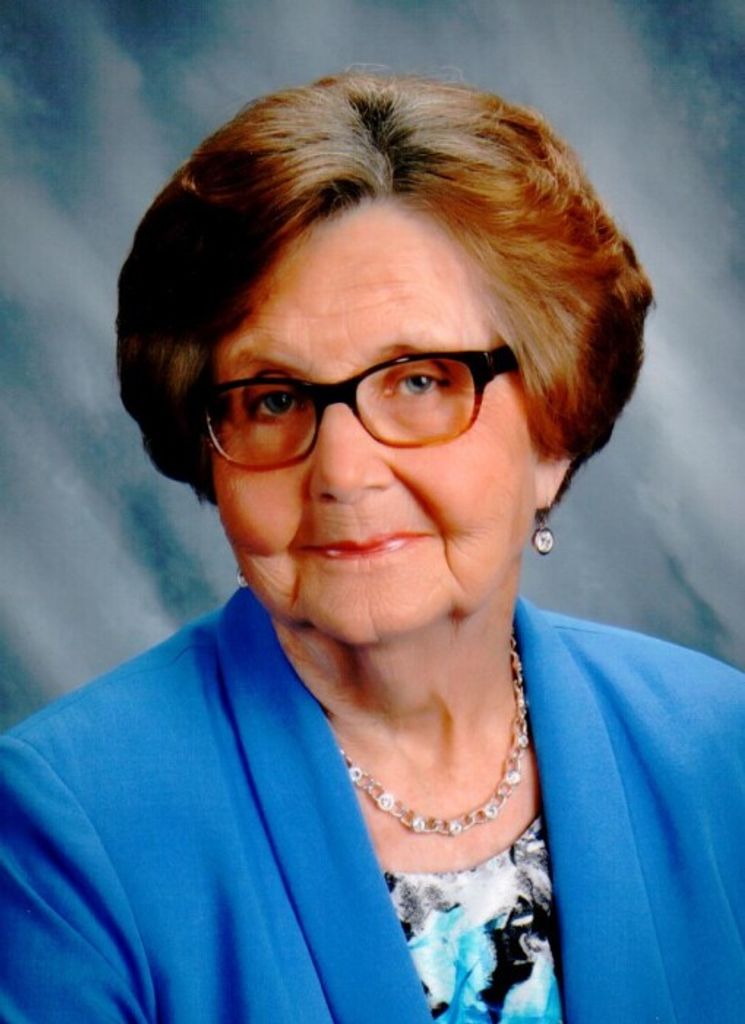 Helen Louise (Peterson)  Fields Profile Photo