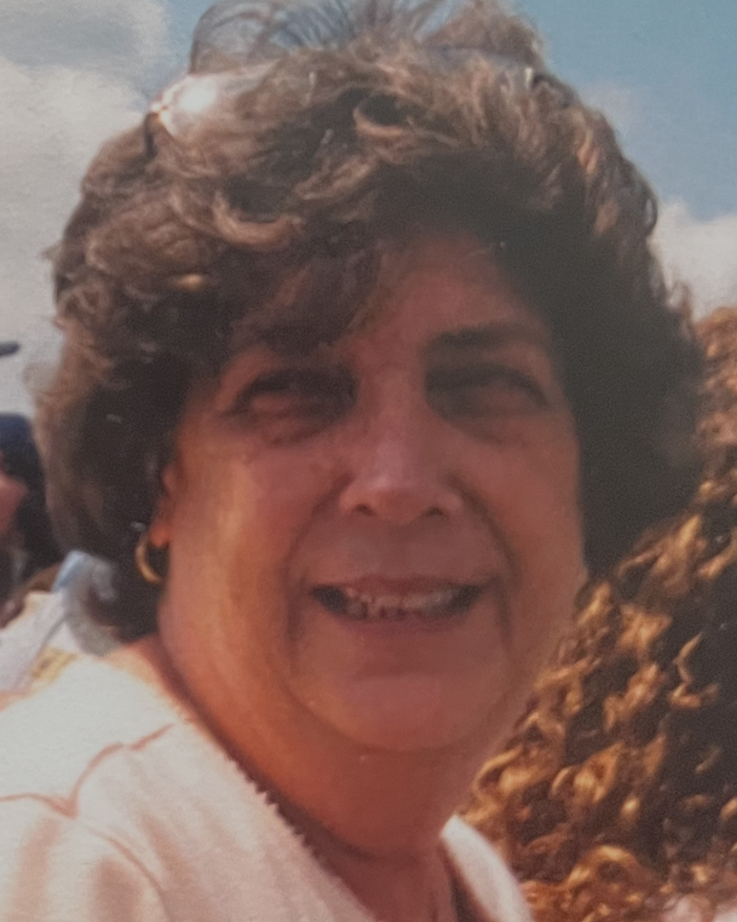 Zona Meskinish Profile Photo