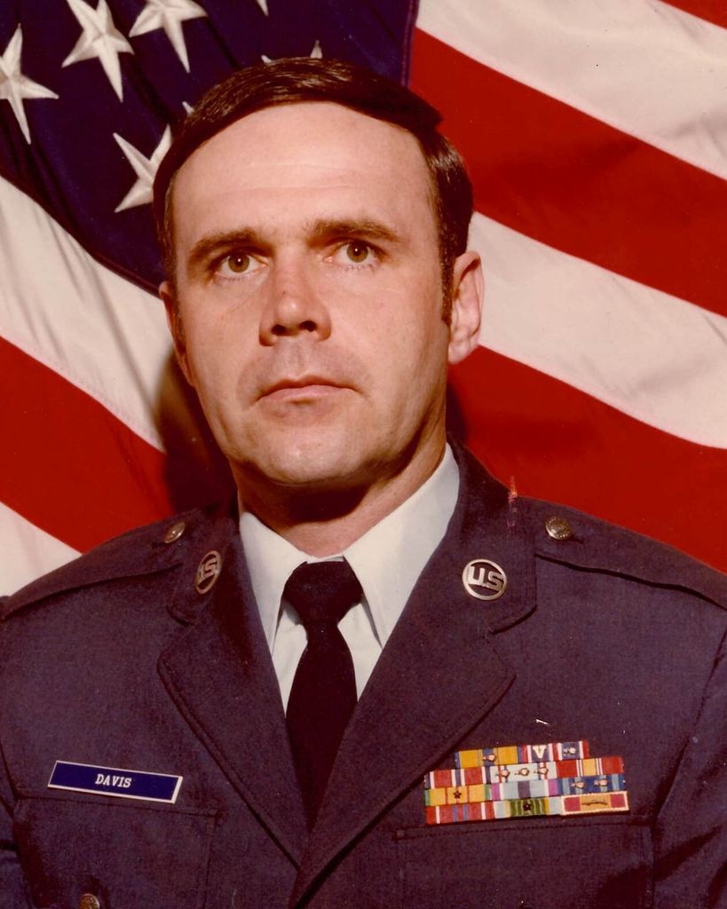 Robert Harvard Davis Profile Photo