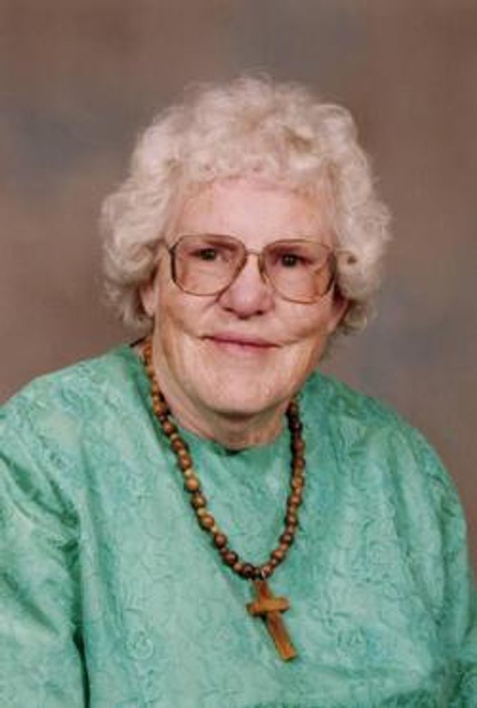 Amelia "Maxine" Gwinner