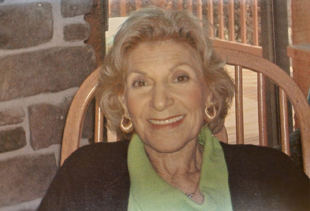 Hilda Menendez Sandroni