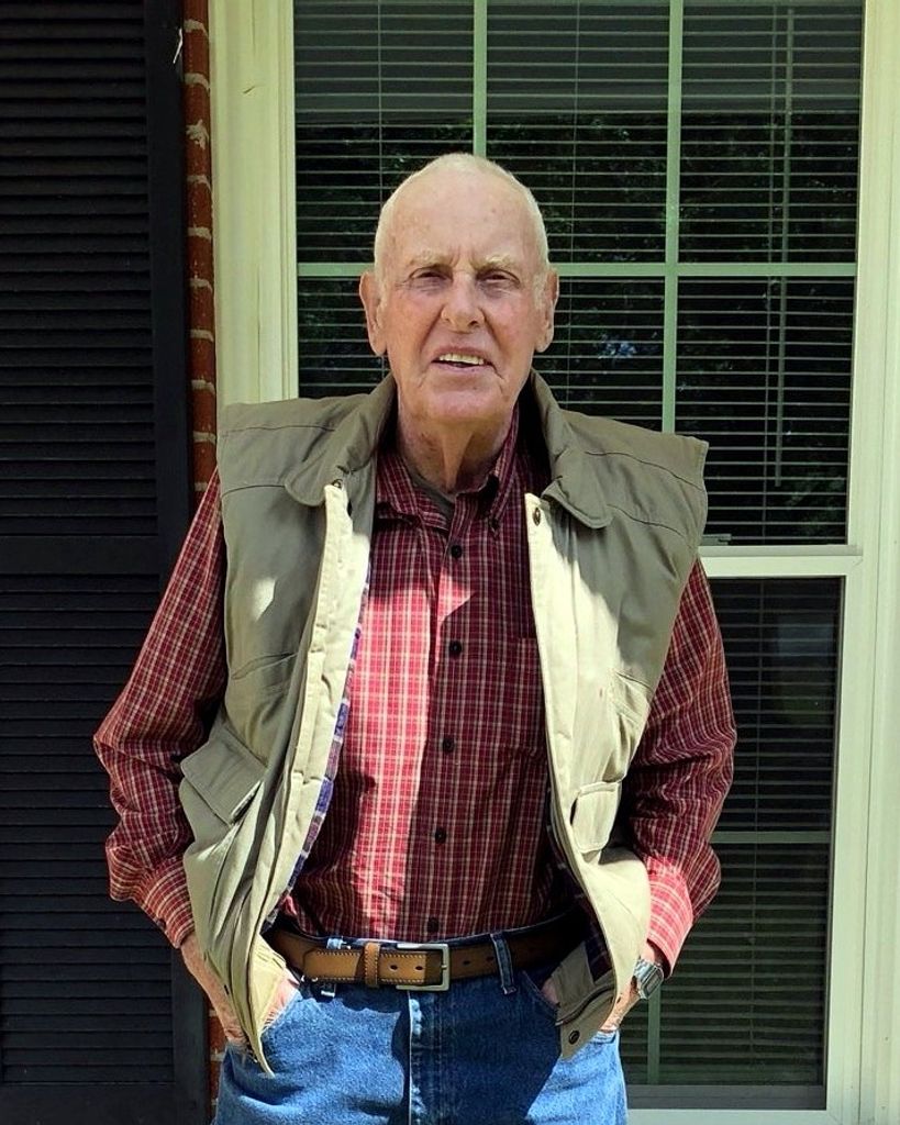 Sterling Gilbert Profile Photo