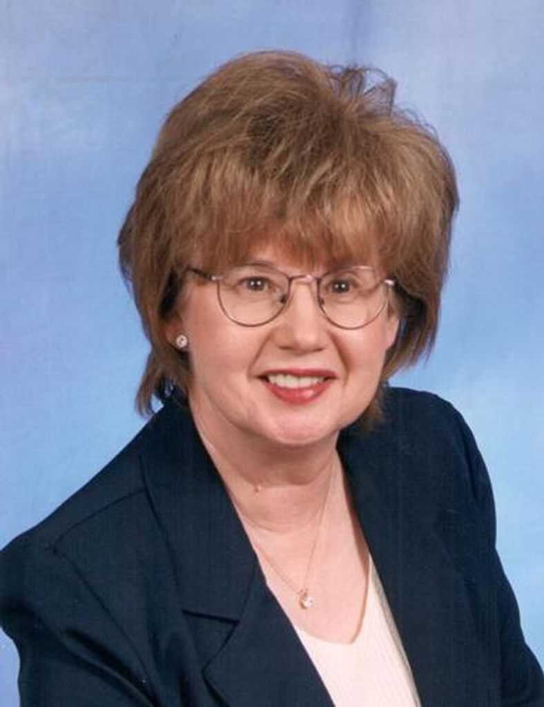 Mamie "Mame" Evelyn Janzen