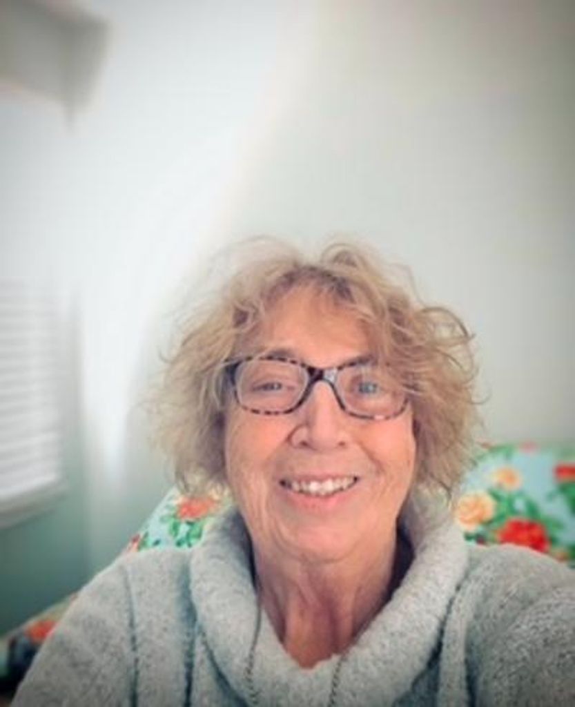 Mary Ellen Clowes Profile Photo