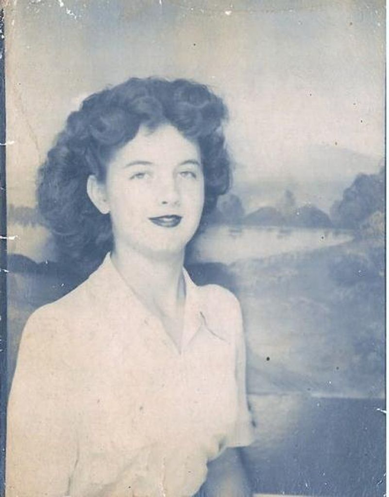 Billie  Faye Snow