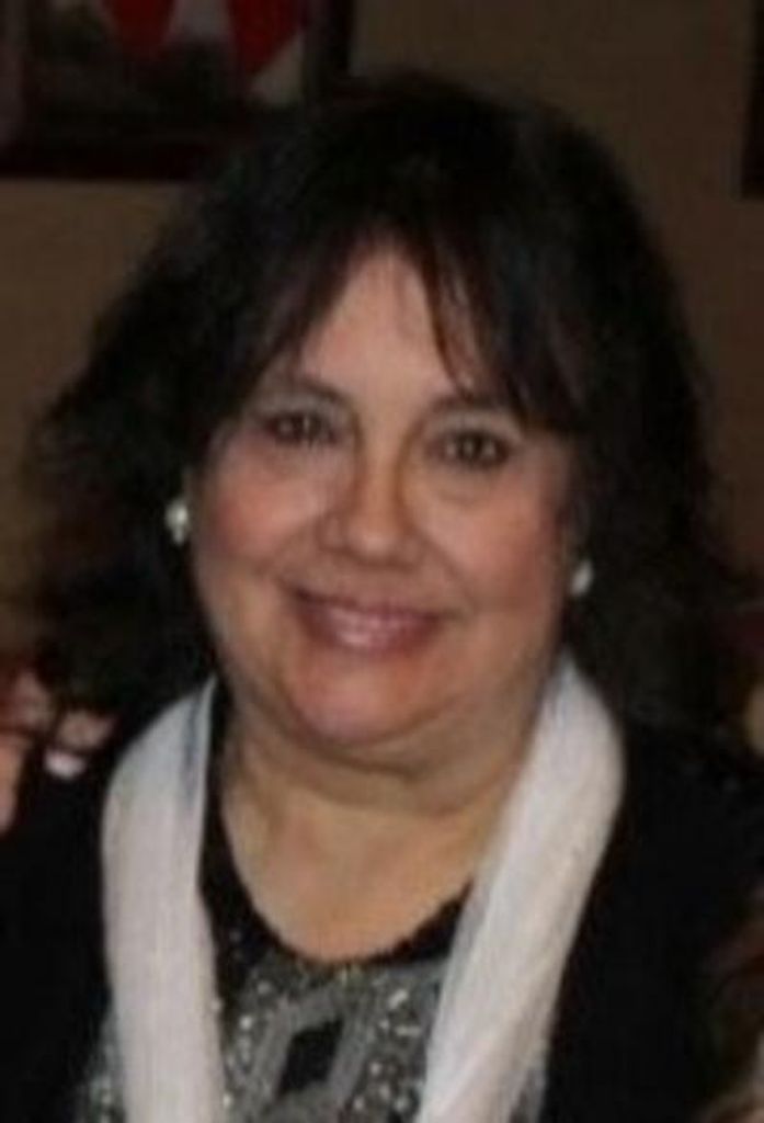 Laura Lee Bendzak Profile Photo
