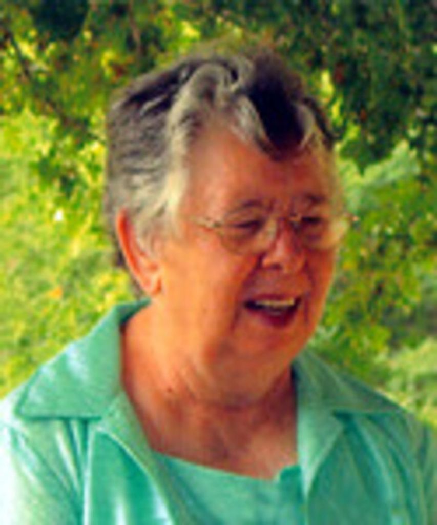 Naomi Housdan