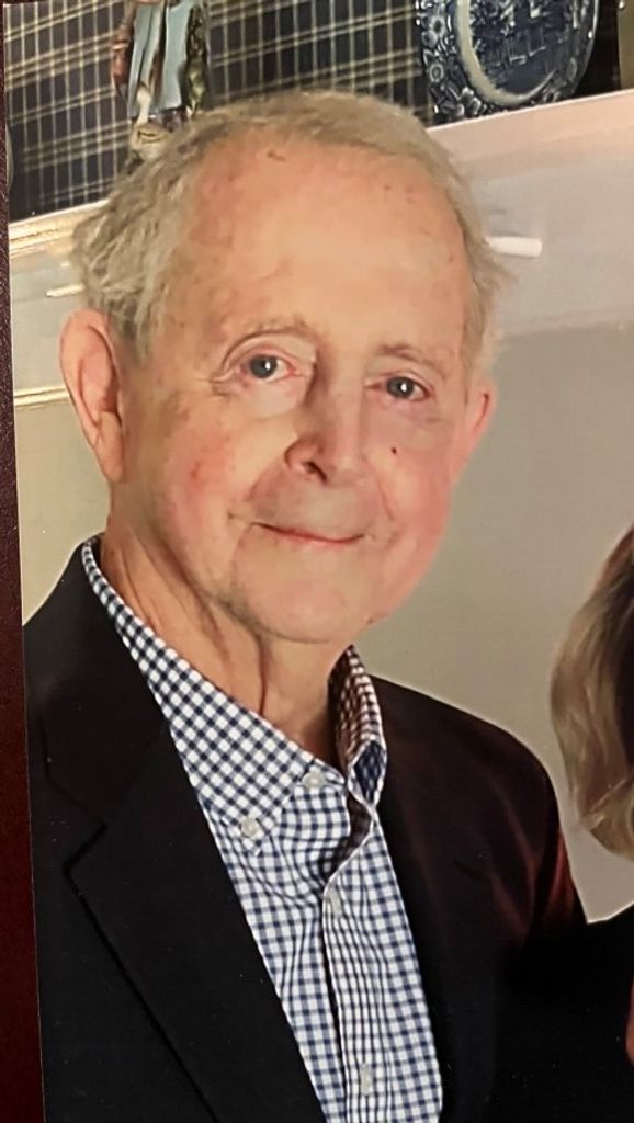 Thomas Brennan Profile Photo