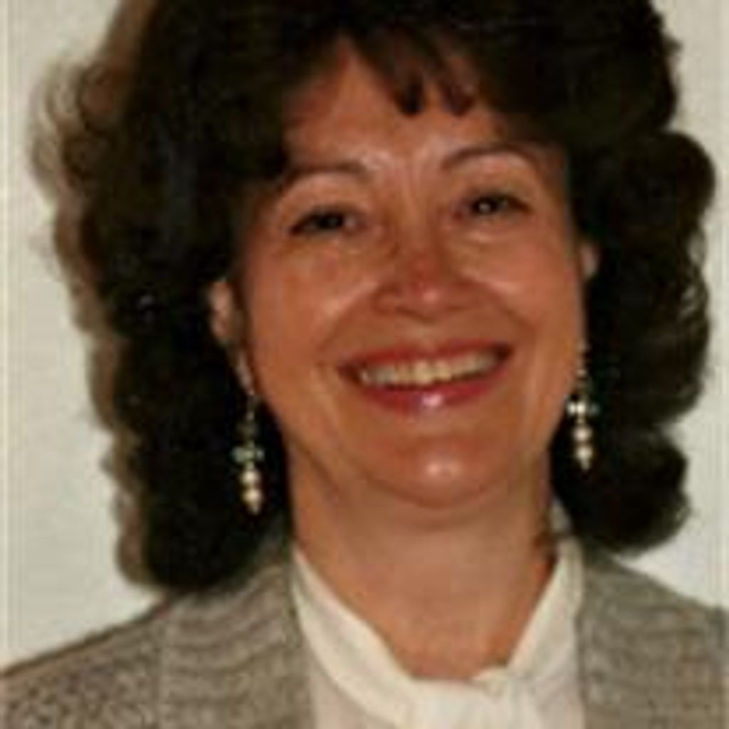 Elizabeth Anya