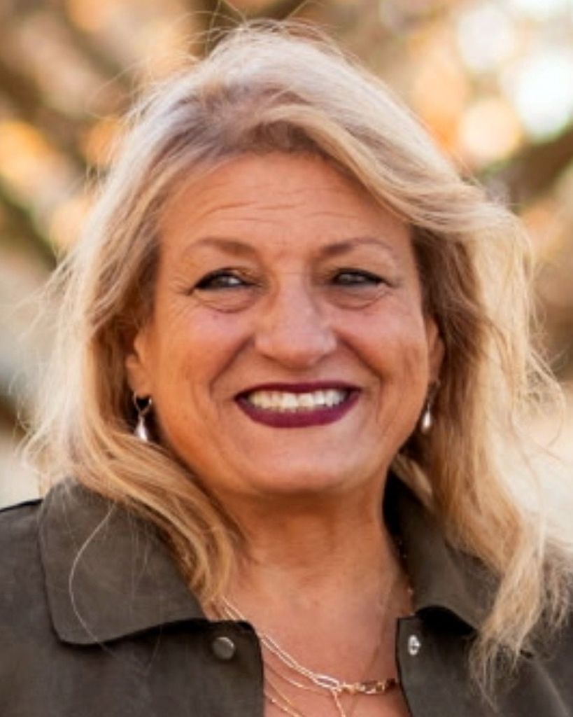 Christine Mechling Profile Photo