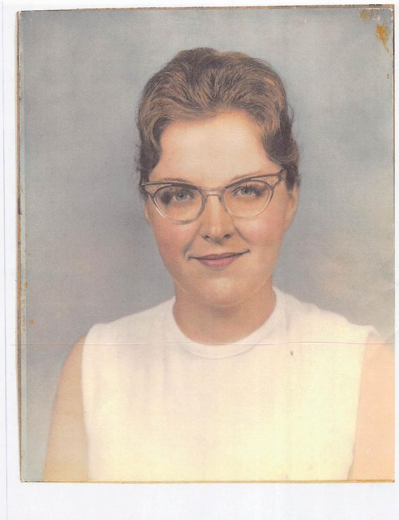 Mary E Delcourt Profile Photo