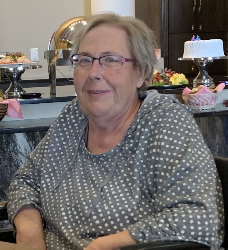 Leslie Holt Profile Photo