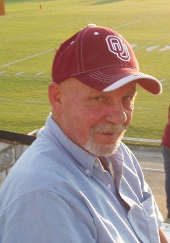 Phillip Dobbs Profile Photo