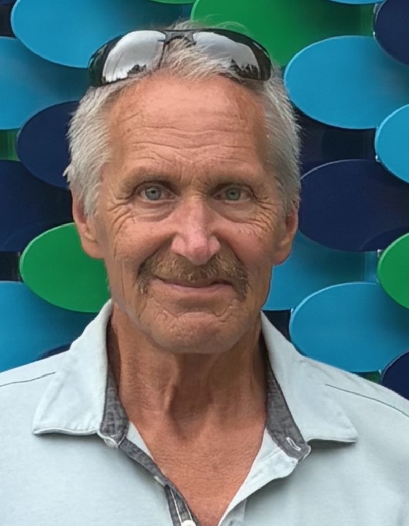 Bruce Russell Ullom Profile Photo