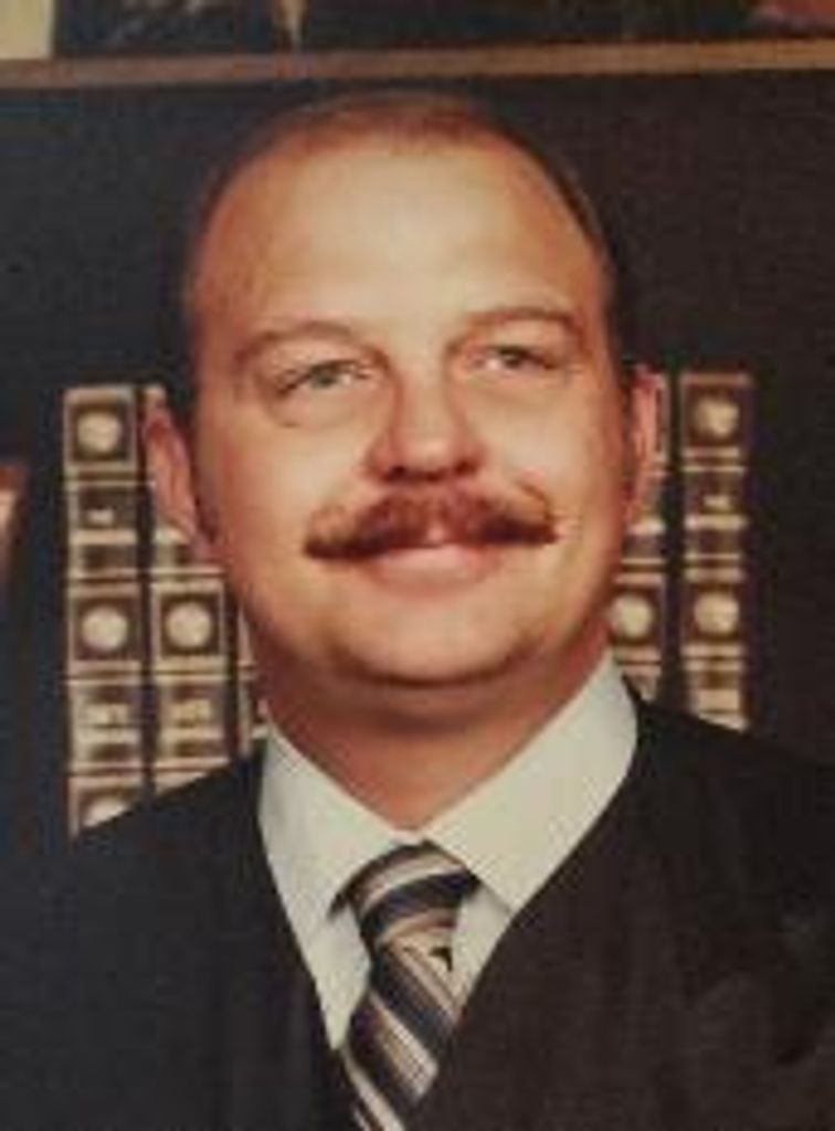 Lee R. Phelan