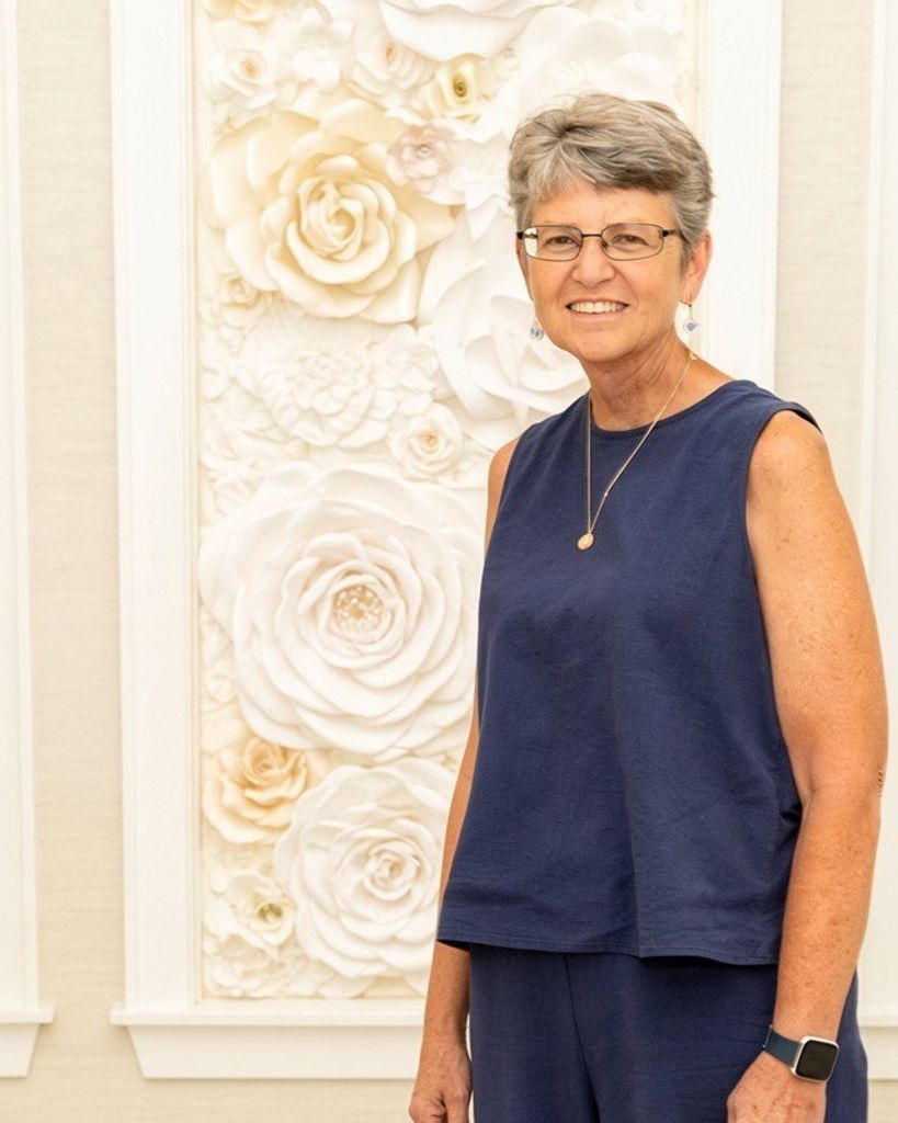 Lisa Putman Whipple Profile Photo