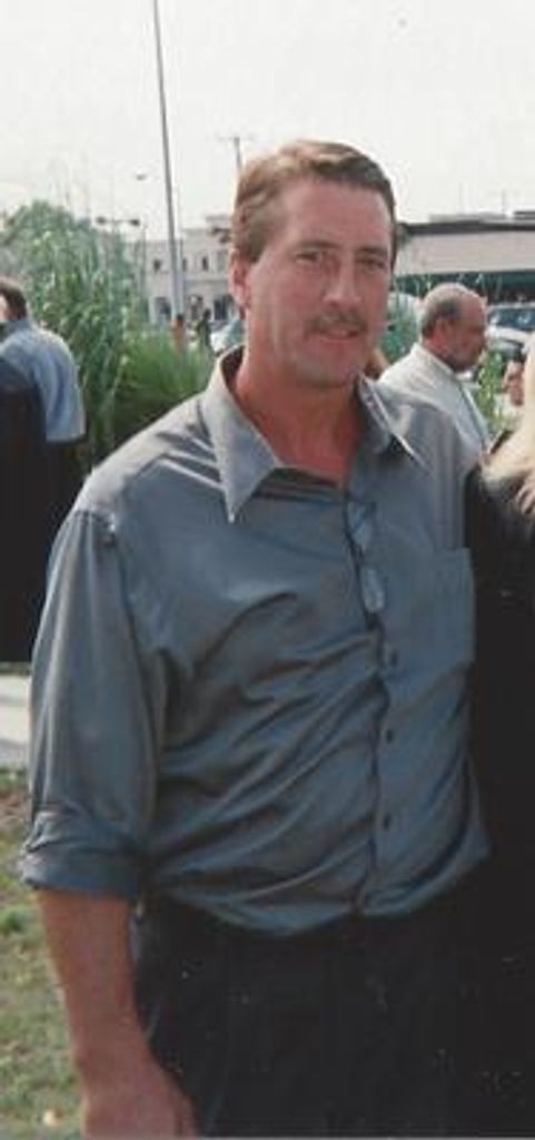 Scott E Hinerman
