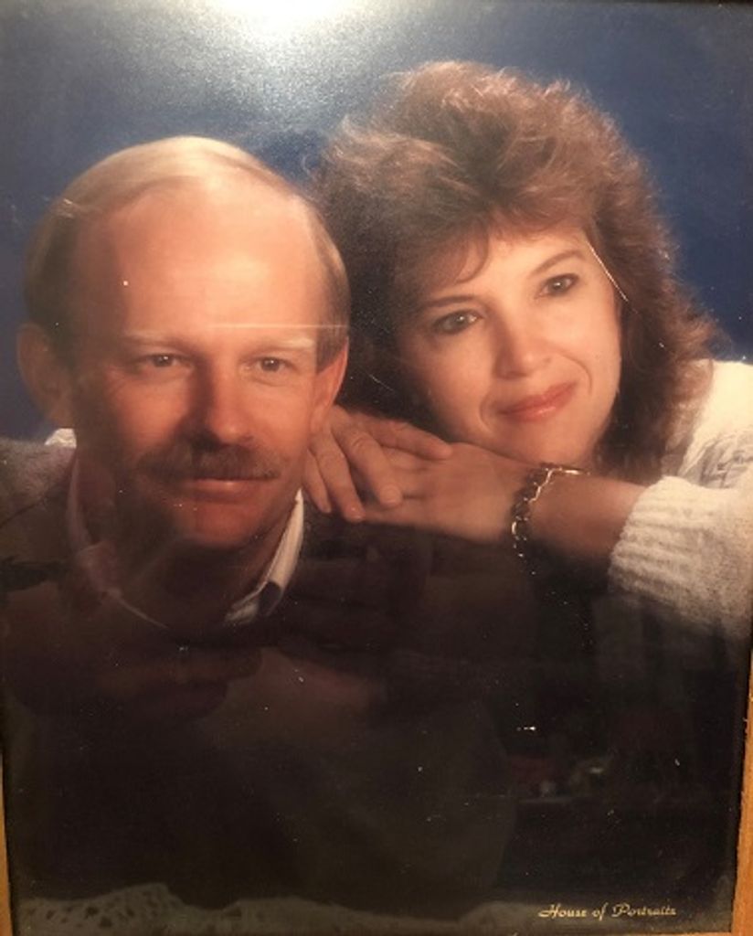 Mr. & Mrs. Dale Thomas Kruse