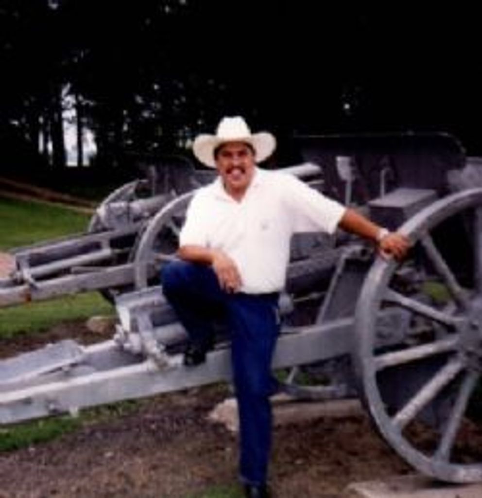 Martin Iniguez Profile Photo