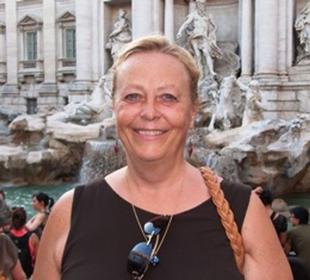 Melanie Gayle Lewis