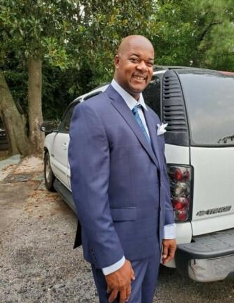 Bradford Eugene Moss Profile Photo