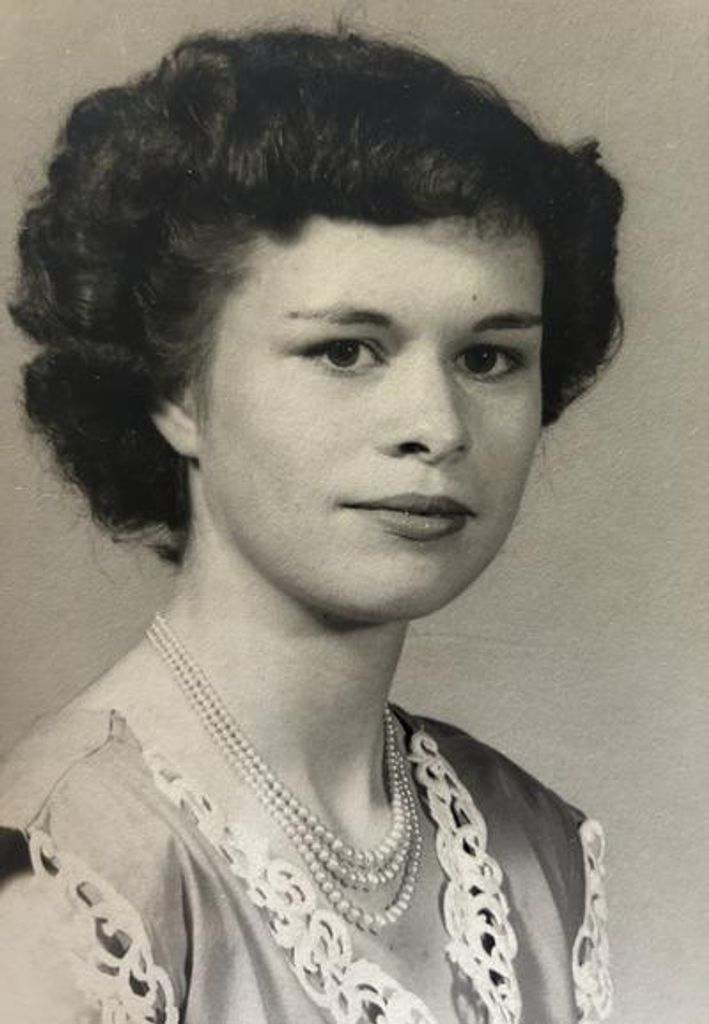 Christine Ryals Hinton Profile Photo