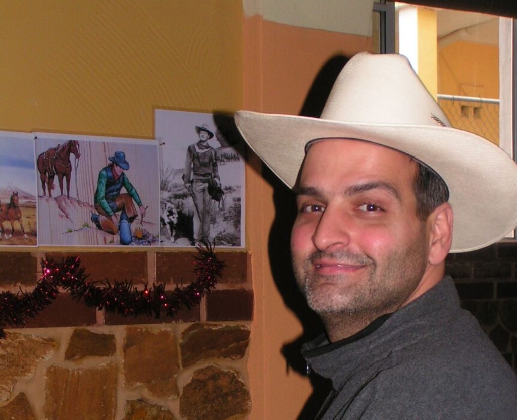 Lazaros "Larry" Anastas