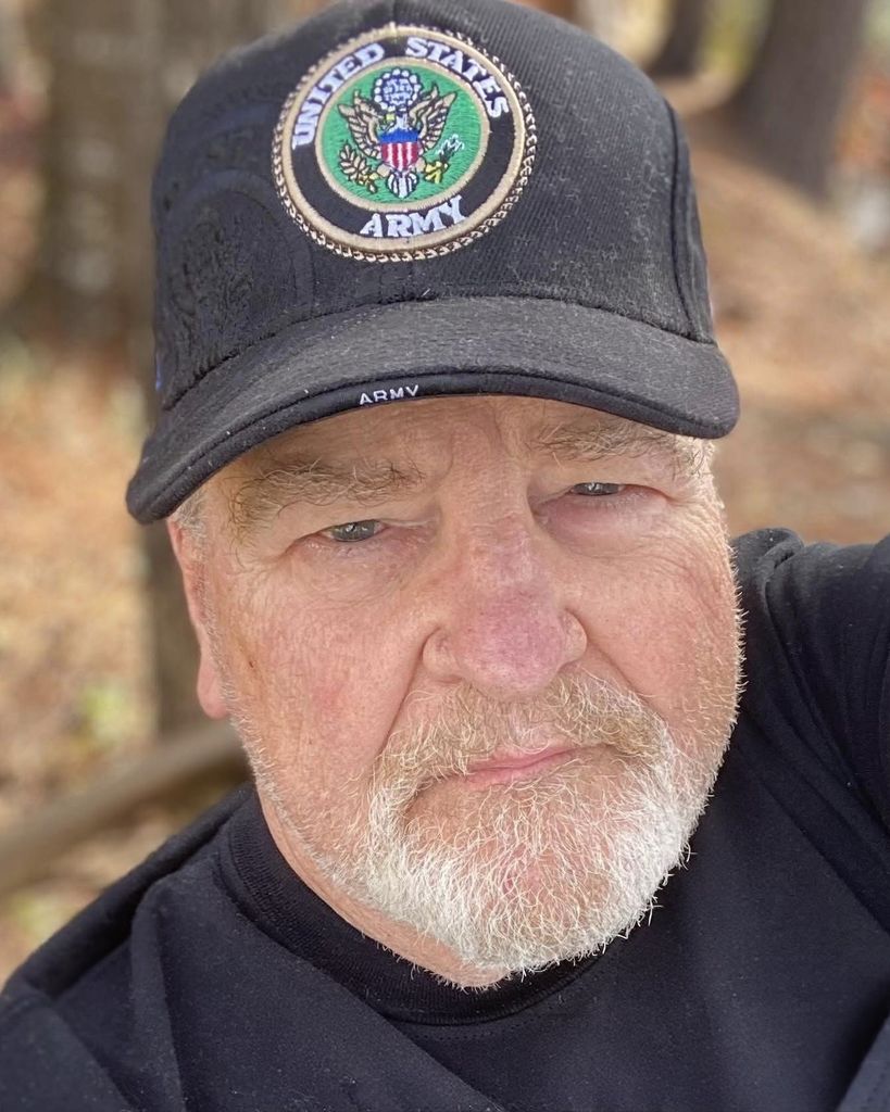 David Lewis Profile Photo