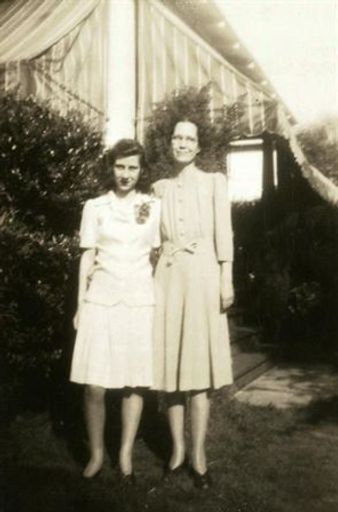Laverne Croft Snowden photo gallery thumbnail 9 of 80