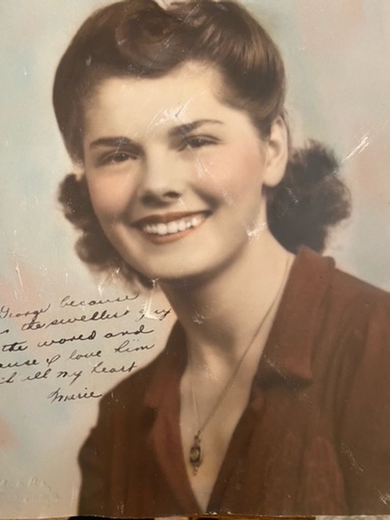 Marie Ellen Round Profile Photo