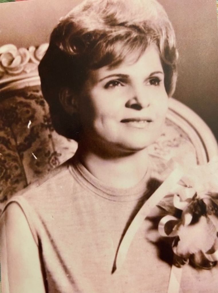 Guadalupe T. Castillo