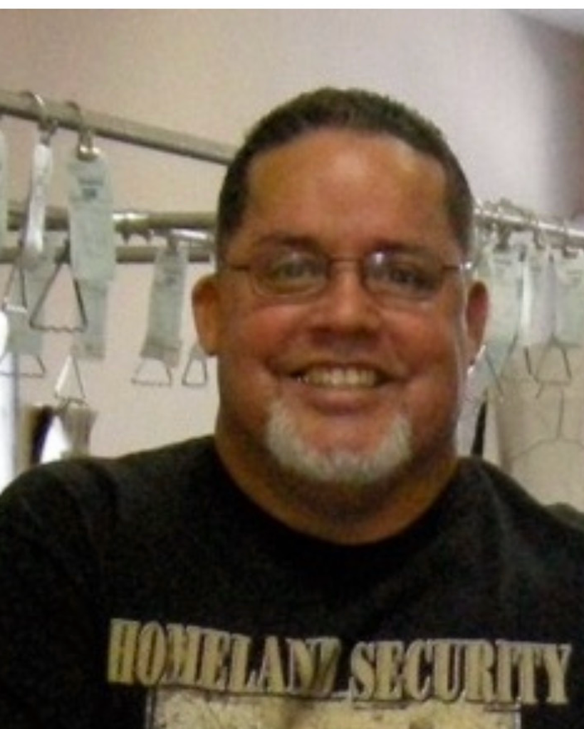 CARLOS RAMON TORRES Profile Photo