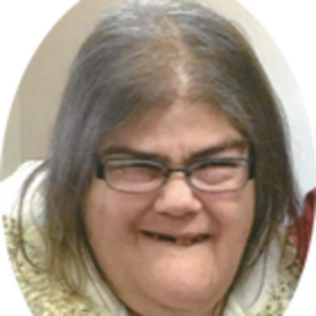 Linda L Mooney