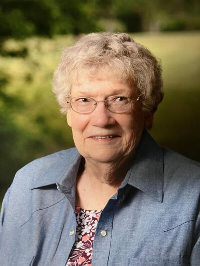 Leona Marie Moore Profile Photo