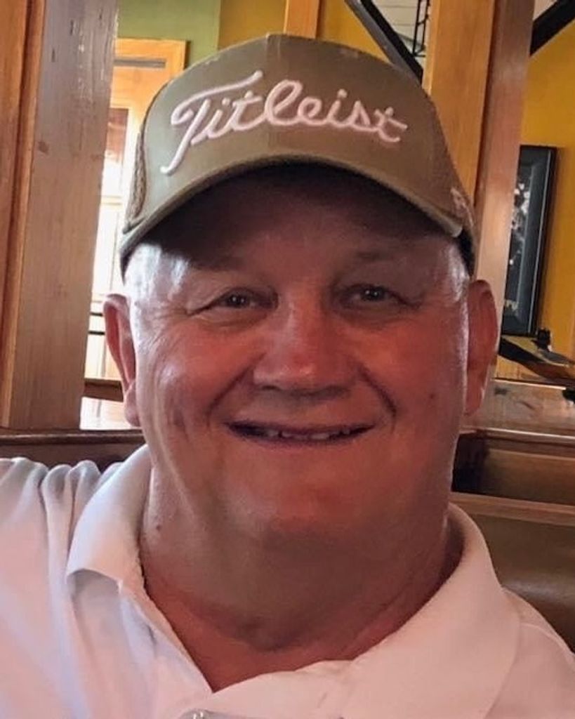 Stephen Henderson Profile Photo