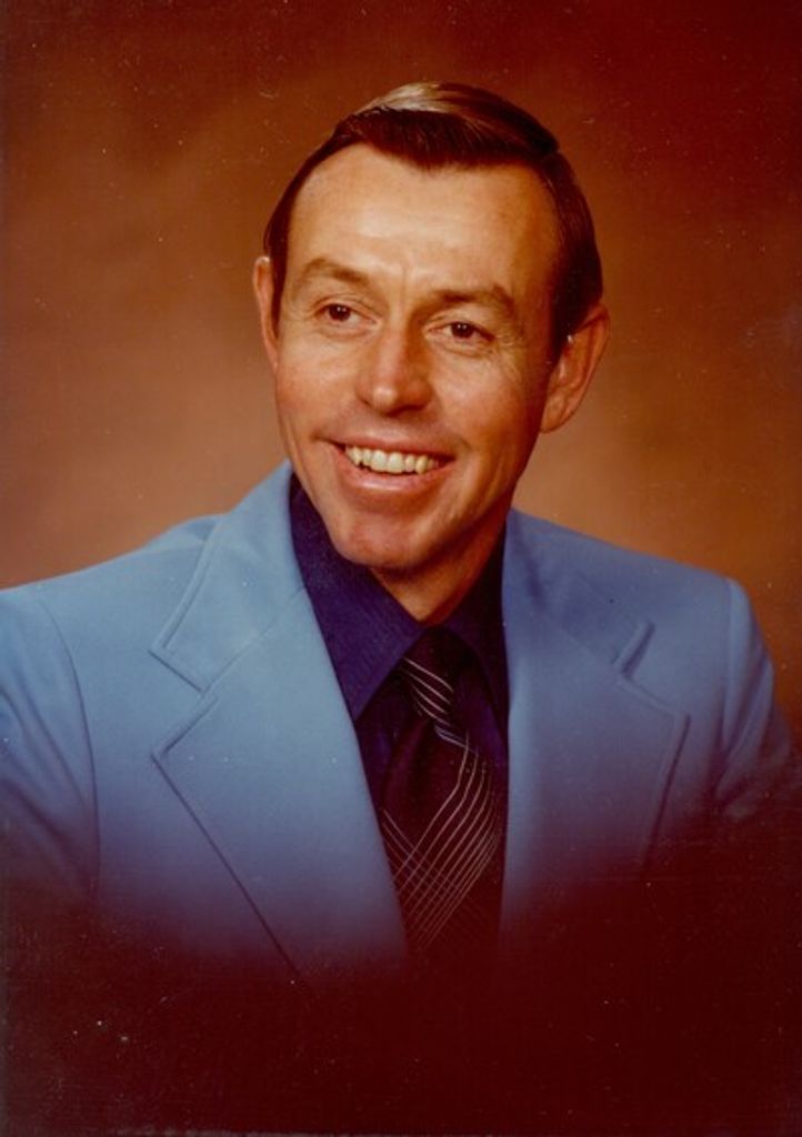 Lloyd Kirk Richards Profile Photo