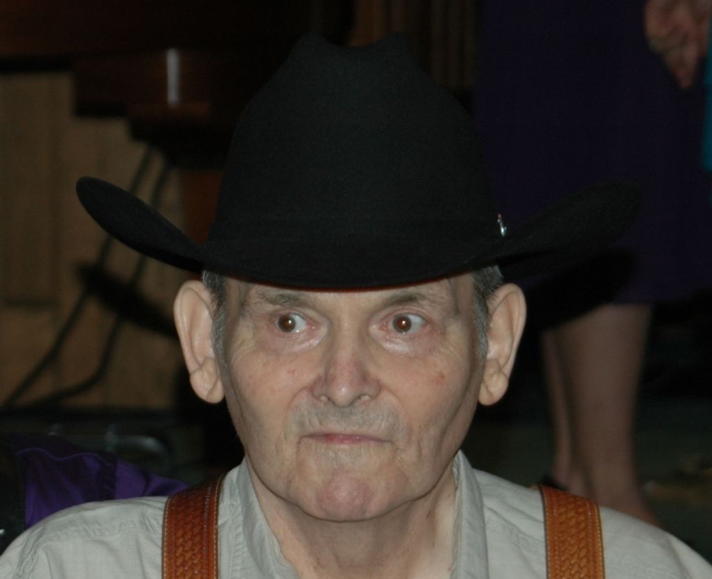 Laryl L. “Tuck” Richards