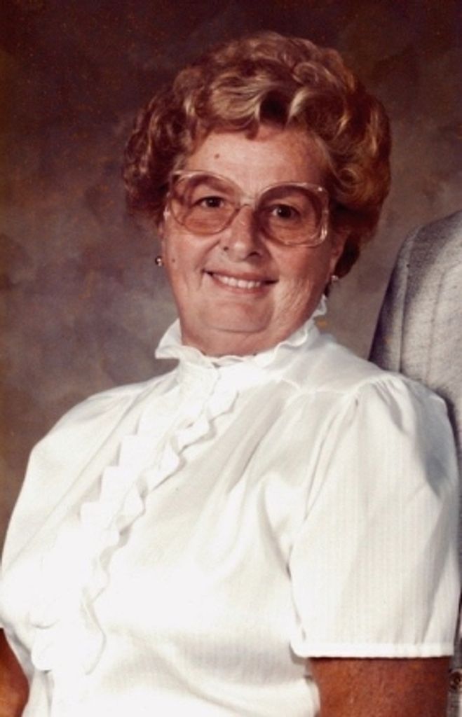 Phyllis Vonholle